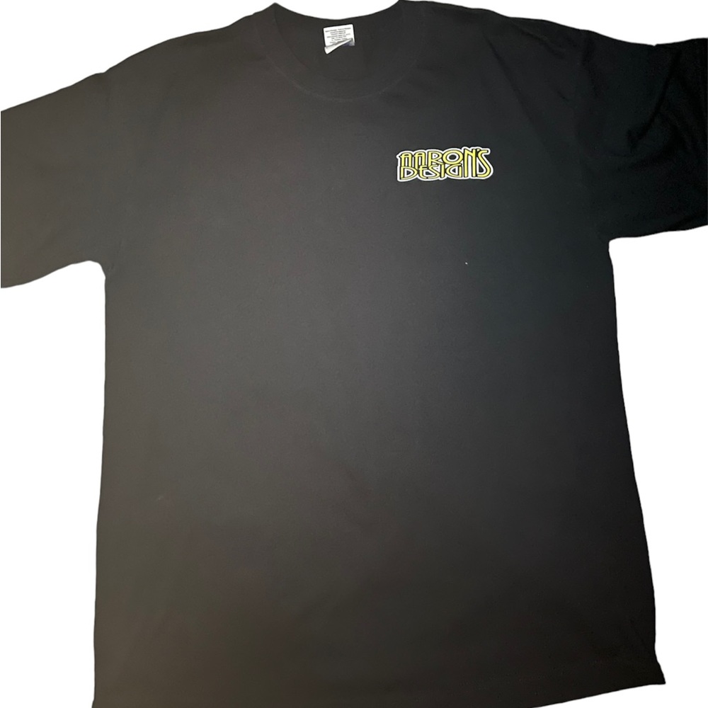 comfortable shirt with cool graphic
